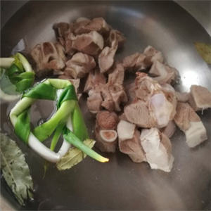 铜锅烀羊肉
