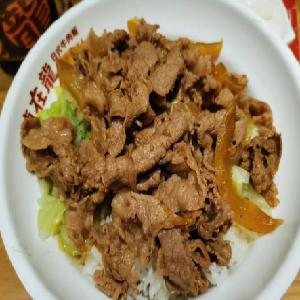 陈在龙日式牛肉饭牛肉