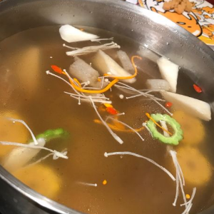 炎神鲜牛肉火锅菇类汤底