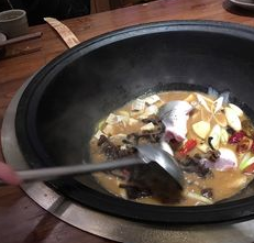 东北灶铁锅炖美味