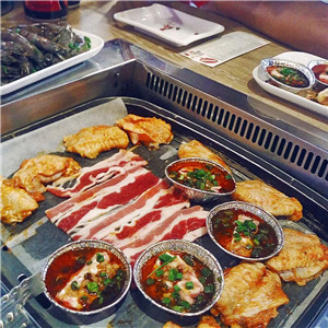 金釜轩韩式自助烤肉特色