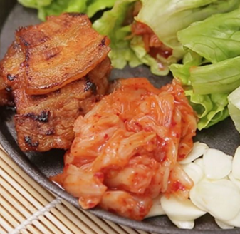 木槿花自助式烤肉美味