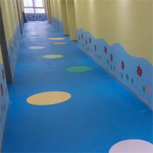正浩幼儿园地板走廊