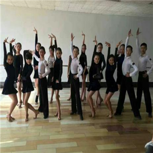 单色国际舞蹈学校品味