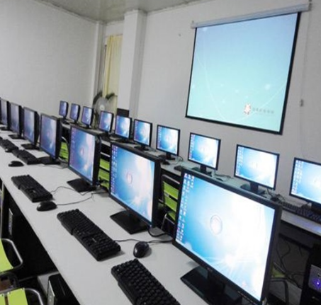 计算机培训机构屏幕