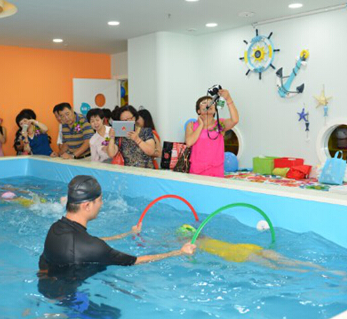 广州婴儿游泳馆培训
