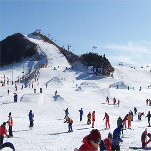 长白山天池雪滑雪场开心