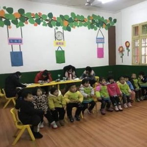 春燕幼儿园教室