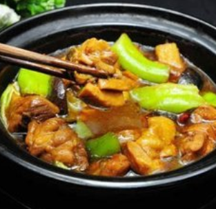 莱悦黄焖鸡米饭鲜美