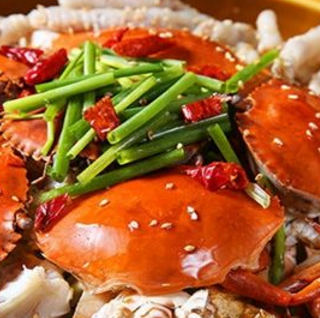 宽海肉蟹煲美味