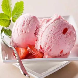 迈可维拉冰淇淋草莓雪球