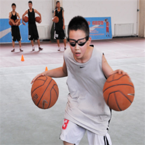 勇者青少年篮球培训
