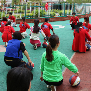 小球星club社区儿童篮球培训上课