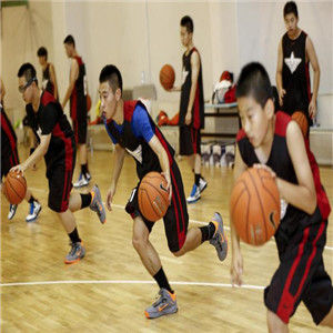 小赖篮球训练营特色