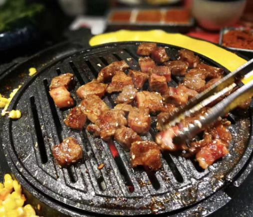 胡悦里韩式烤肉烤肉