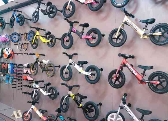 17Try THEGUYTOWN 儿童BMX小轮车平衡车俱乐部训练
