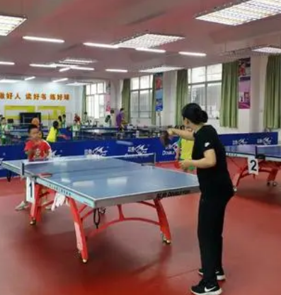 LX励鑫乒乓球俱乐部-耐心