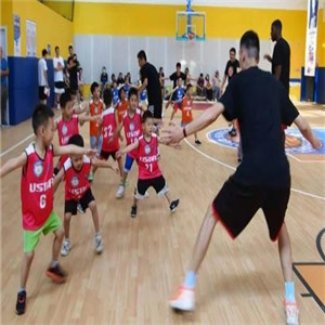 不负年少青少年篮球发展联盟篮球教学
