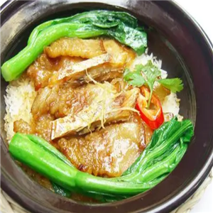 黄记台湾卤肉饭蔬菜