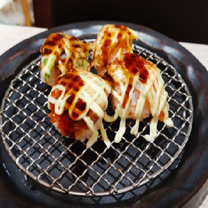 喵の鍋日式小火锅炙寿司