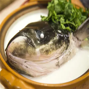 千岛湖砂锅鱼鱼汤