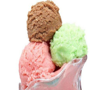 冰雪黄后冰淇淋串烧冰淇淋
