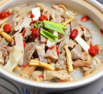 潮汕猪肚鸡汤饭美味