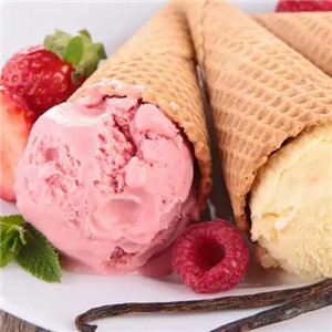 芭0斯罗缤冰淇淋草莓