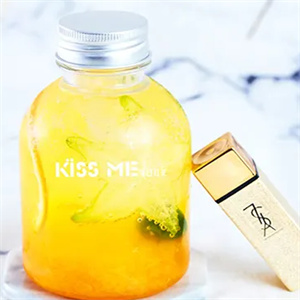 Kiss Me口红茶水果茶