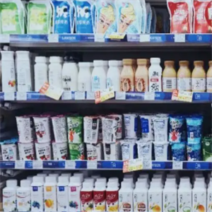  Liaoye ejia Convenience Store Milk