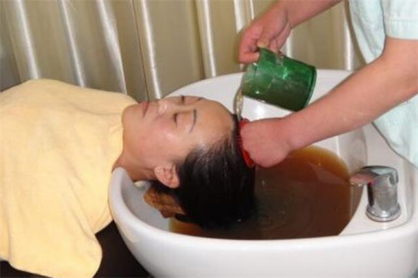 茶麸生姜洗头养护
