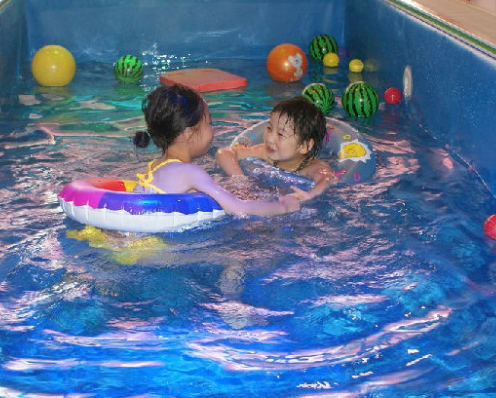 儿童水育游泳馆品质
