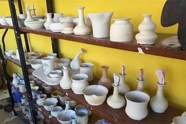 手工泥巴陶瓷产品