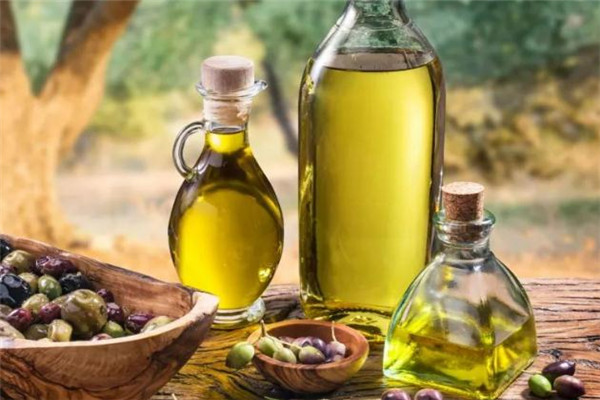 绿泉橄榄油产品