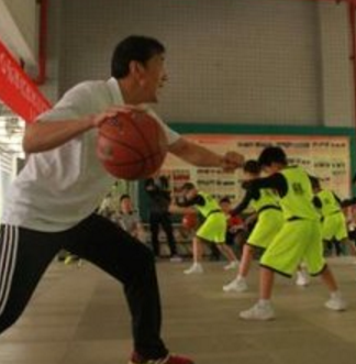 未来体育美式篮球训练营负责