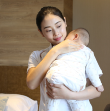 广州月宝母婴月嫂培训中心有经验