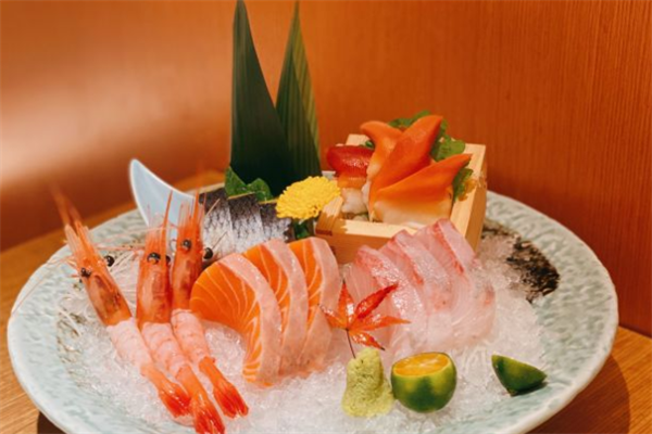 本善日式料理三文鱼