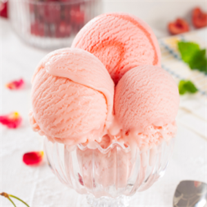 休闲冰淇淋草莓