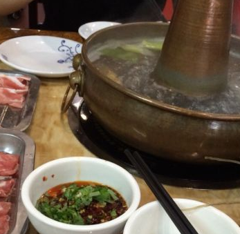 郭氏锅式铜锅涮肉好吃