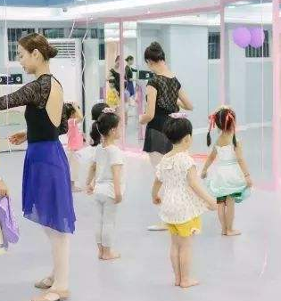 燕语舞蹈品质