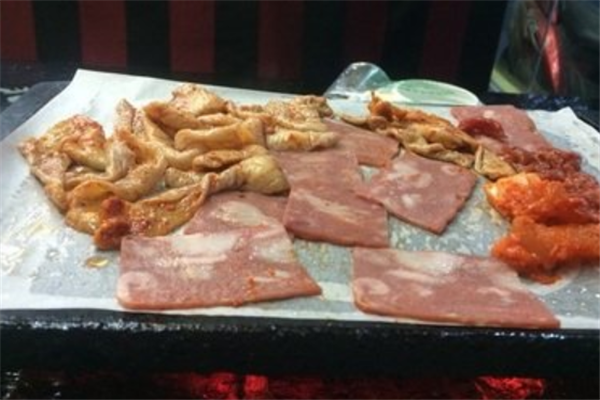 韩式纸上自助烤肉营养