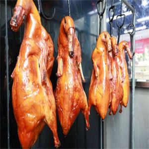 北京佬烤鸭美味