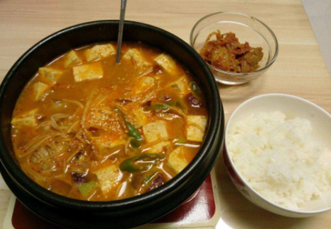 梨花朝鲜族牛肉汤饭