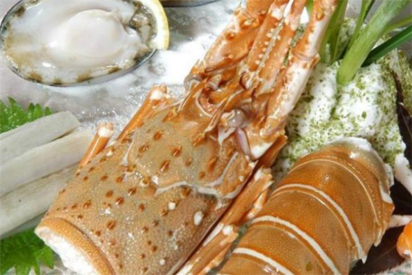 心鱼日本料理美味