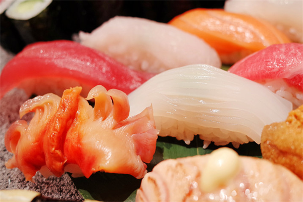 意日本料理三文鱼