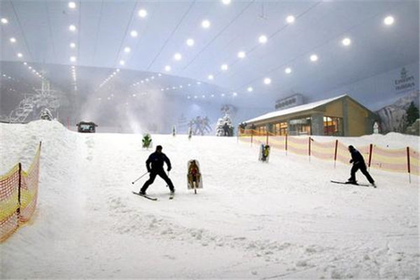 滑雪场展示