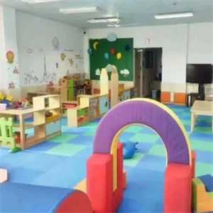 怡景幼儿园活动室