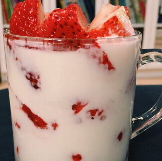 v18草莓酸奶好喝