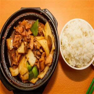 汪小希黄焖鸡米饭土豆