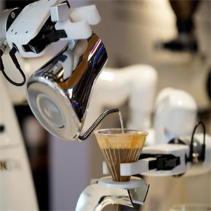  Robot coffee machine brews